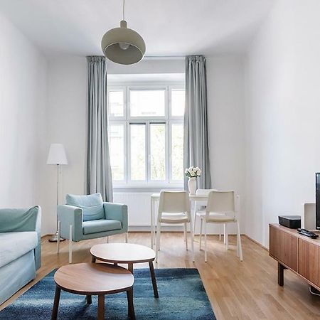 Universum Apartment Viena Exterior foto